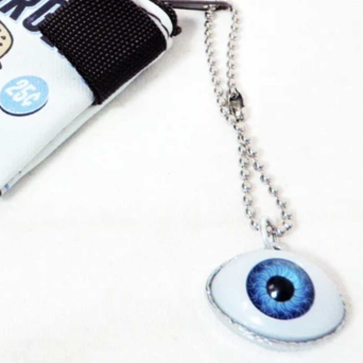 目玉【ボールチェーン付き】